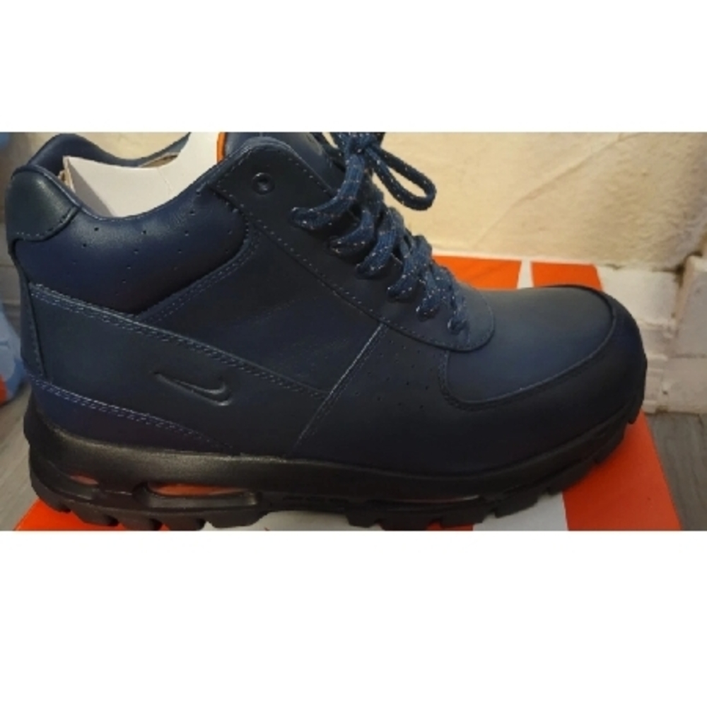 Nike Men's Blue Sneakers